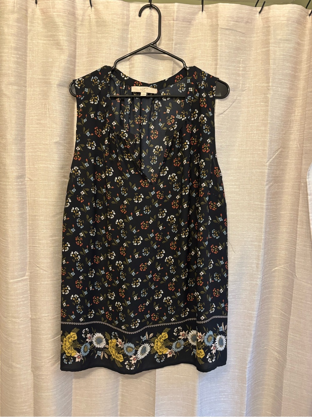 LOFT Plus Navy Printed Sleeveless Top